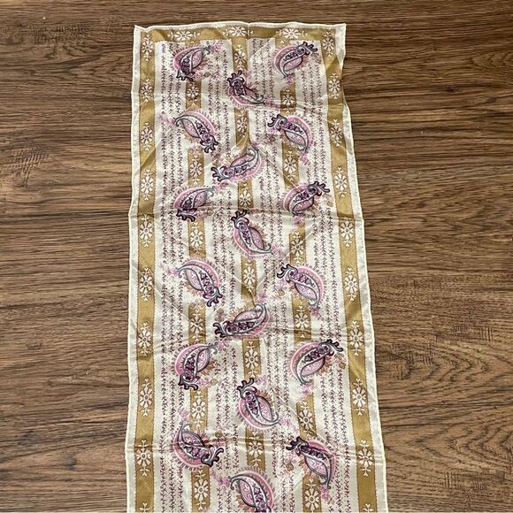 Vintage Cacharel For Glentex 100% SILK Scarf Pink Purple Cream Tan - Picture 3 of 9